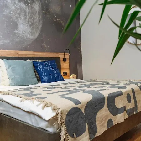 22 - New Building & Parking * Bucureşti