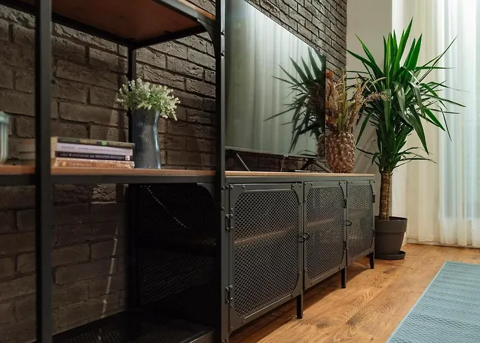 22 - New Building & Parking Апартаменти